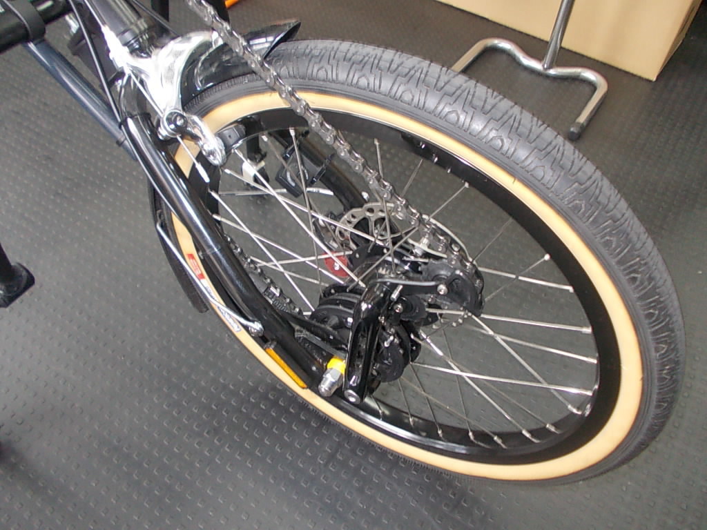 SHIMANO 内装１１段 アルフィーネ 手組み Velocity Aileron 36h - 自転車、サイクリング